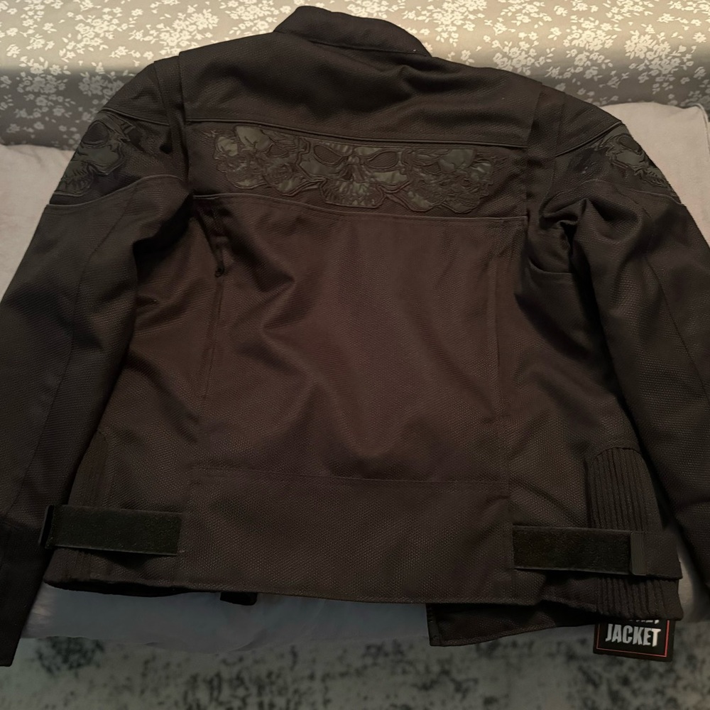 Women’s Riding Jacket - Picture 6 of 9
